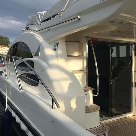 Porto Private Yacht- Accommodation Douro River Exterior photo