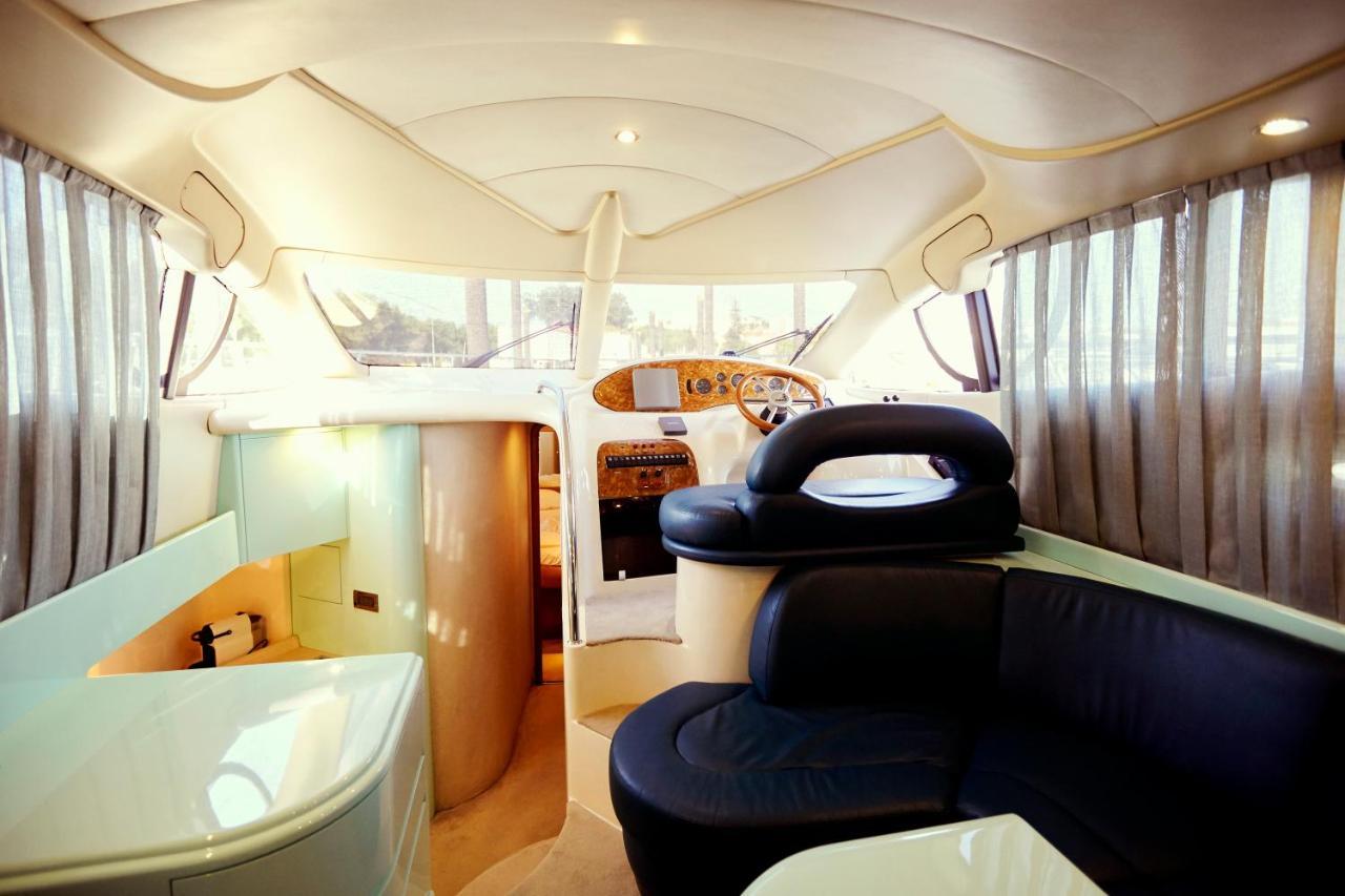 Porto Private Yacht- Accommodation Douro River Exterior photo
