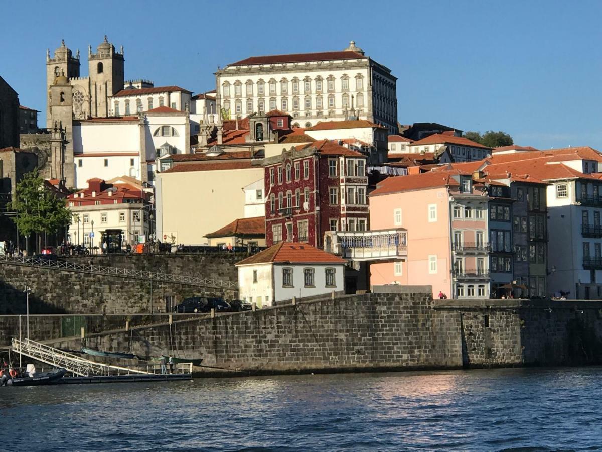 Porto Private Yacht- Accommodation Douro River Exterior photo
