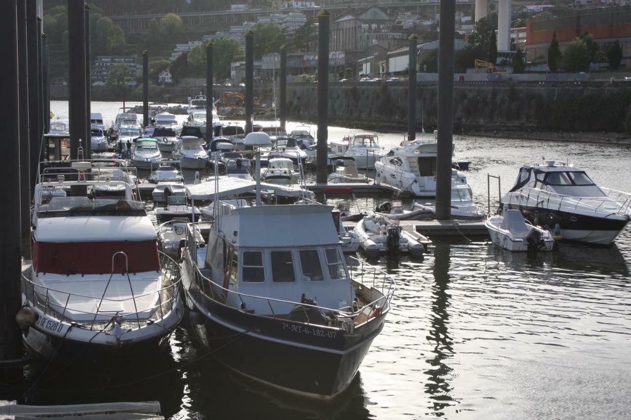 Porto Private Yacht- Accommodation Douro River Exterior photo